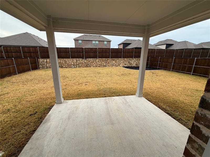 604 Brook View Drive, Van Alstyne TX 75495 - Photo 15