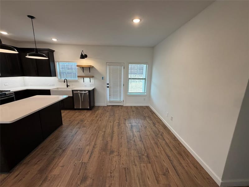 604 Brook View Drive, Van Alstyne TX 75495 - Photo 4