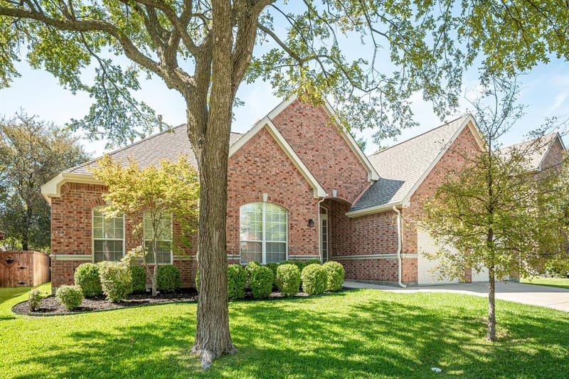 8505 Ponderosa Drive, McKinney TX 75072 - Photo 2