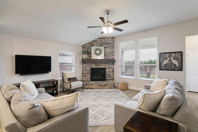 5924 Pine River Lane, Fort Worth TX 76179