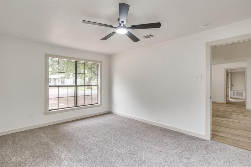 703 Odell Street, Cleburne TX 76033 - Photo 20