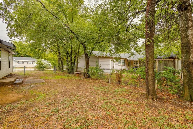 703 Odell Street, Cleburne TX 76033 - Photo 38