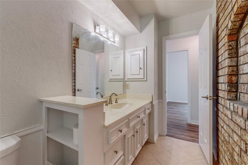 2251 Woodcreek Street, Carrollton TX 75006 - Photo 21
