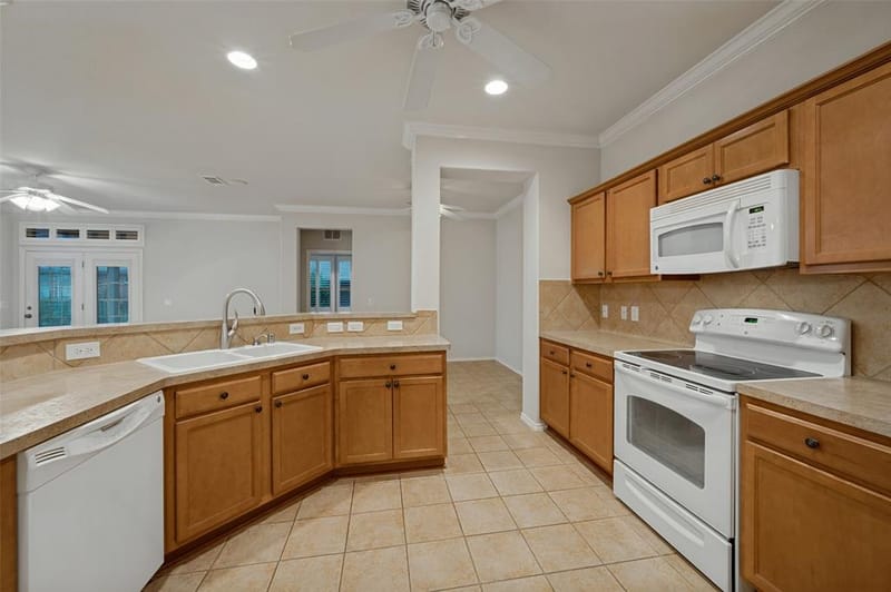 7973 Palmer Court, Frisco TX 75036 - Photo 4