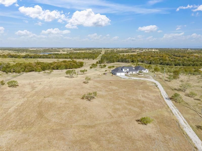 781 Alsdorf Road, Ennis TX 75119 - Photo 2