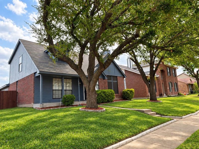 4028 O B Crowe Drive, Dallas TX 75227 - Photo 3