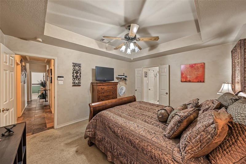 2722 Kingswood Boulevard, Grand Prairie TX 75052 - Photo 17