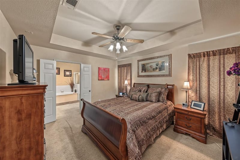 2722 Kingswood Boulevard, Grand Prairie TX 75052 - Photo 16