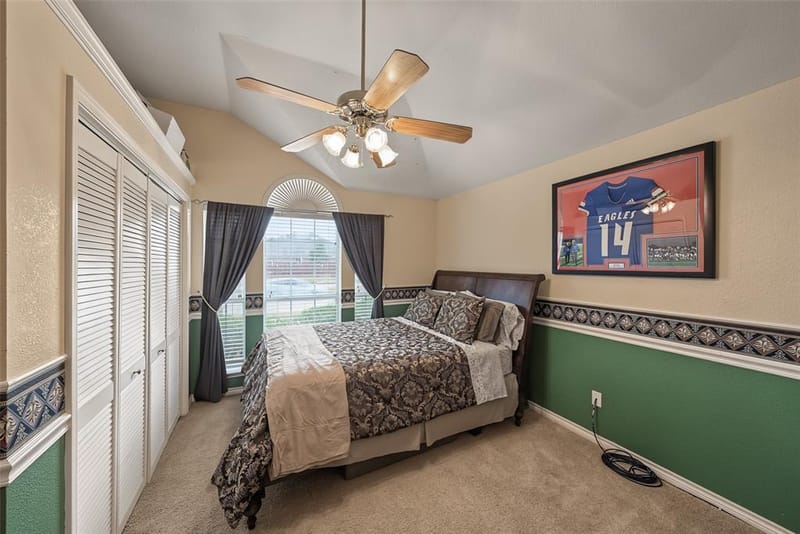 2722 Kingswood Boulevard, Grand Prairie TX 75052 - Photo 18