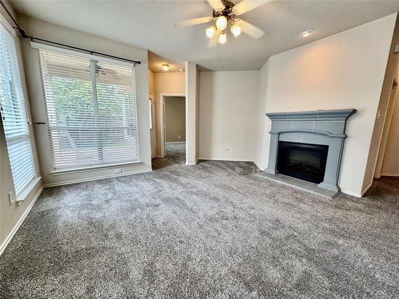504 Winbridge Lane, Fort Worth TX 76052 - Photo 8