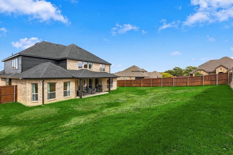 113 St Elias Drive, Burleson TX 76028 - Photo 32