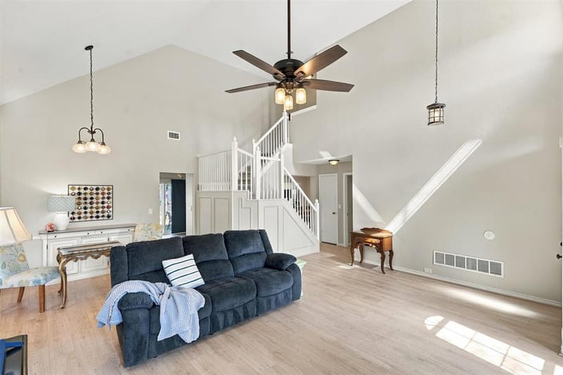 3817 Periwinkle Street, Bedford TX 76021 - Photo 7
