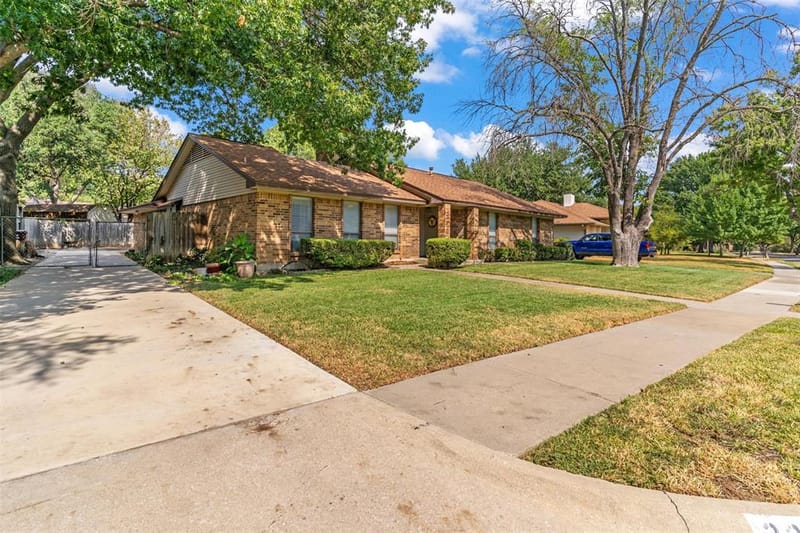 3212 Dunes Street, Denton TX 76209 - Photo 2