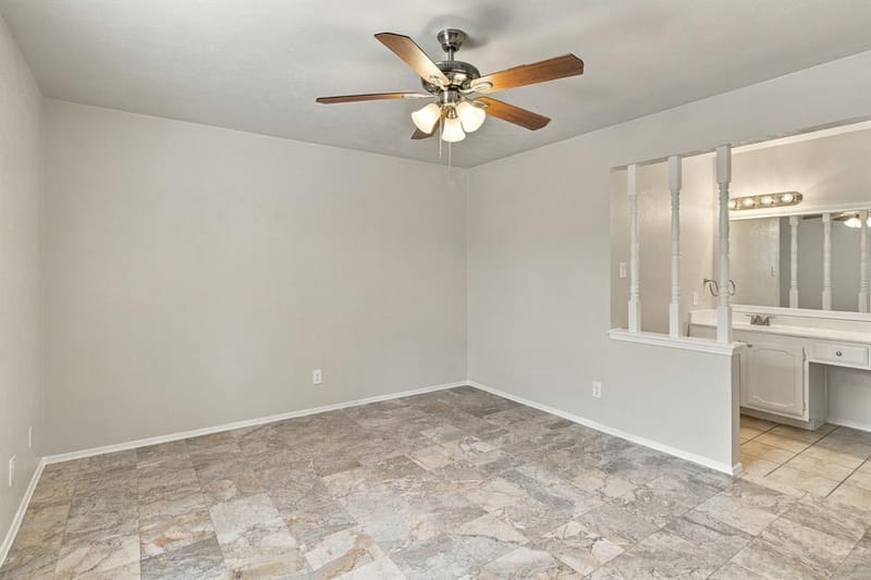 125 Rustic Ridge Drive, Garland TX 75040 - Photo 23