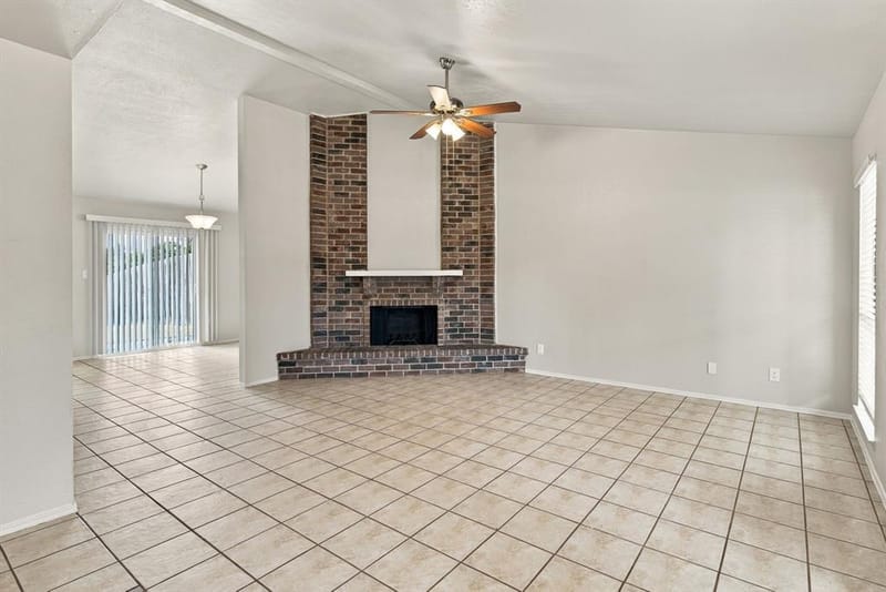 125 Rustic Ridge Drive, Garland TX 75040 - Photo 2