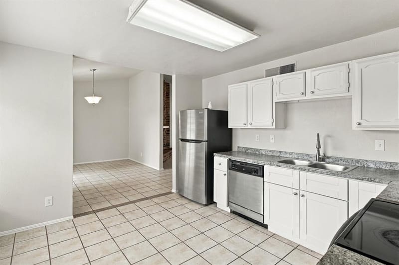 125 Rustic Ridge Drive, Garland TX 75040 - Photo 12