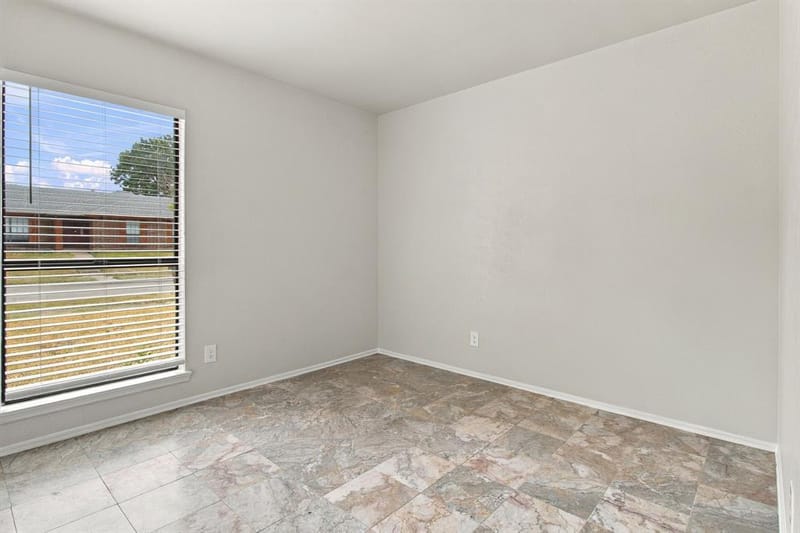 125 Rustic Ridge Drive, Garland TX 75040 - Photo 25