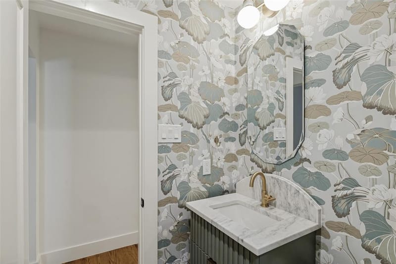7122 Winedale Drive, Dallas TX 75231 - Photo 33