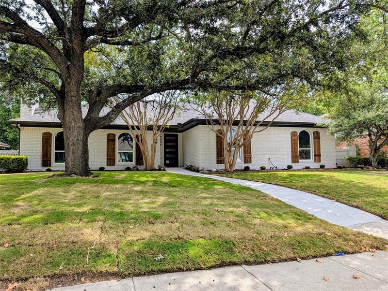 2404 Glen Forest Lane, Plano TX 75023 - Photo 2