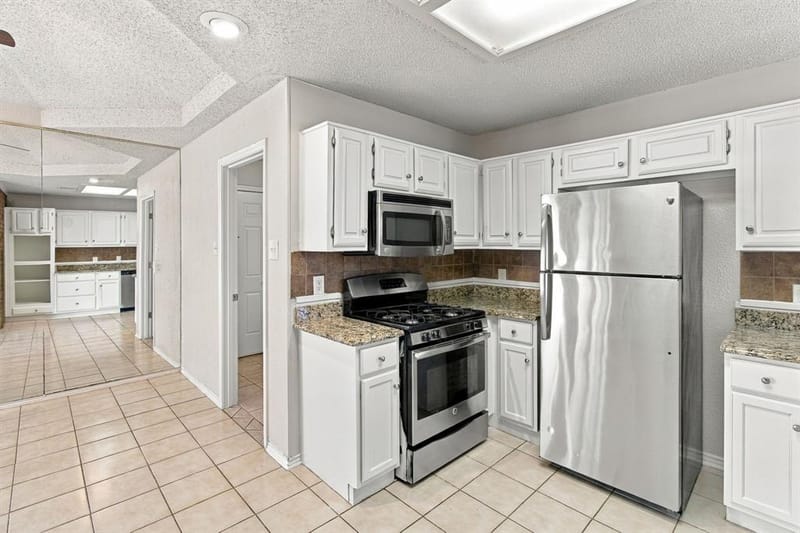 1300 Tierra Calle, Carrollton TX 75006 - Photo 12