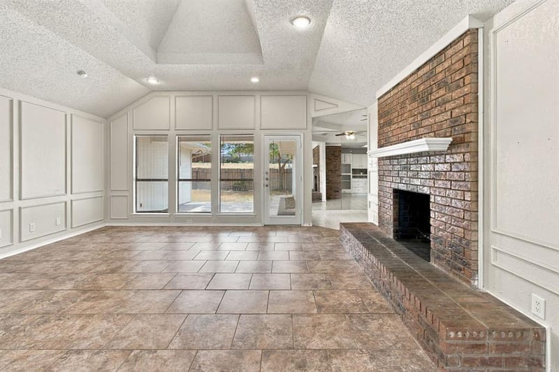 1300 Tierra Calle, Carrollton TX 75006 - Photo 3