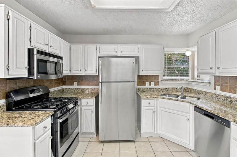 1300 Tierra Calle, Carrollton TX 75006 - Photo 11