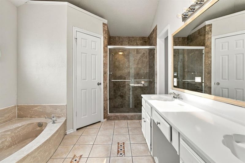 1300 Tierra Calle, Carrollton TX 75006 - Photo 25