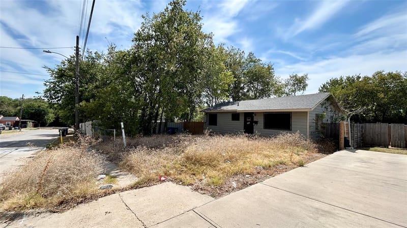 4721 Garrison Avenue, Dallas TX 75216