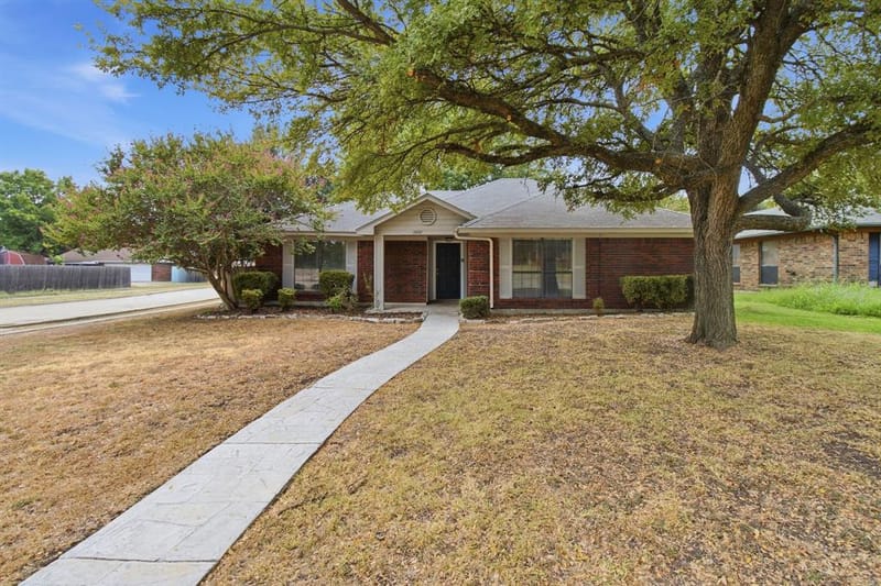 2222 Cortland Circle, Rowlett TX 75088
