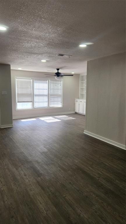 608 W Baldridge Street, Ennis TX 75119 - Photo 2