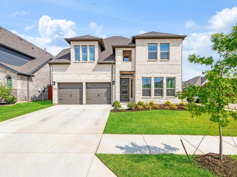 8933 Athens Drive, Denton TX 76226 - Photo 2