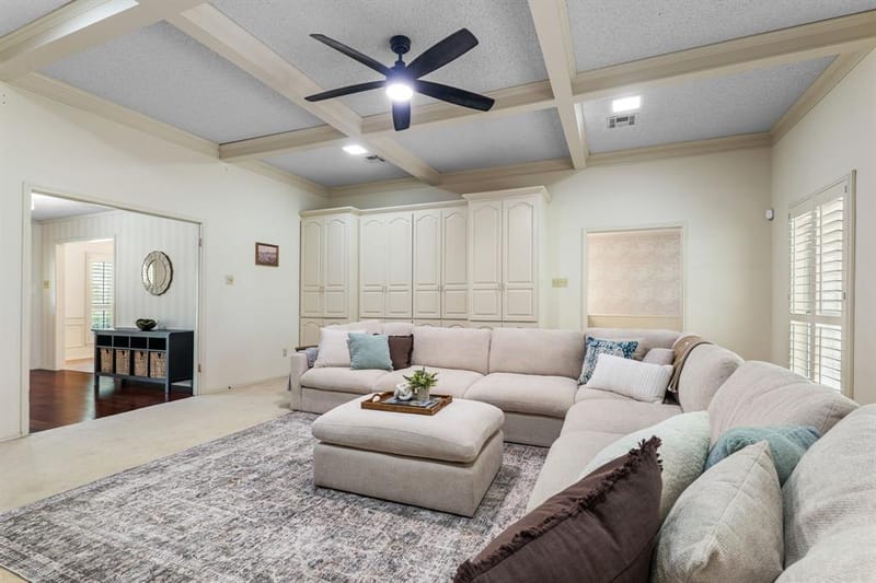 202 Trailview Drive, Woodway TX 76712 - Photo 13