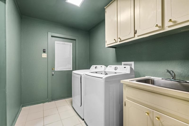 202 Trailview Drive, Woodway TX 76712 - Photo 31