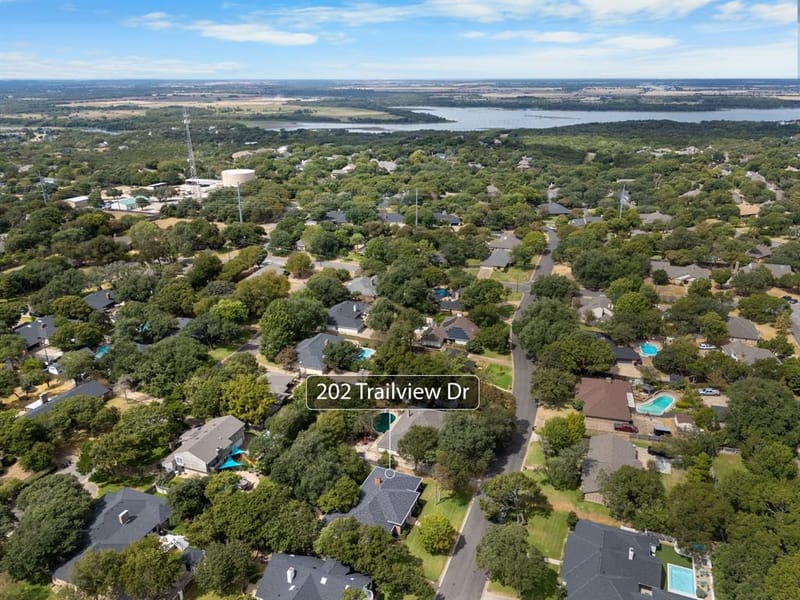 202 Trailview Drive, Woodway TX 76712 - Photo 39