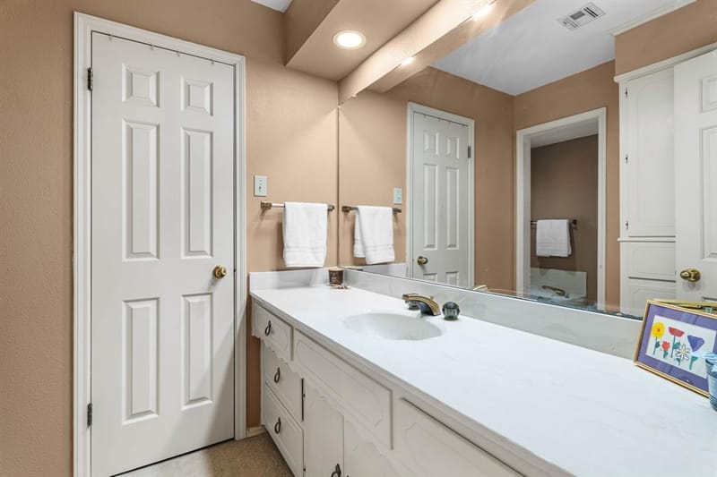 202 Trailview Drive, Woodway TX 76712 - Photo 21