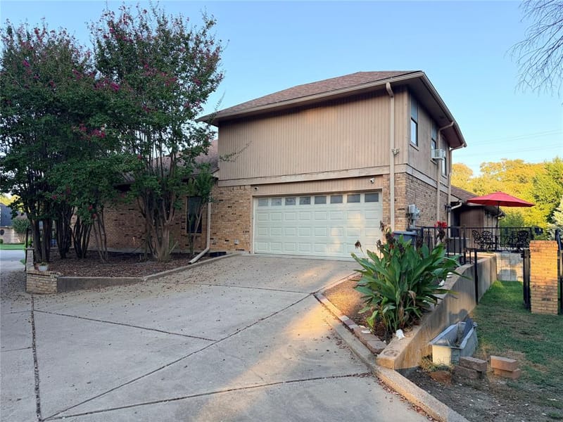 6801 Bellaire Court S, Benbrook TX 76132 - Photo 30