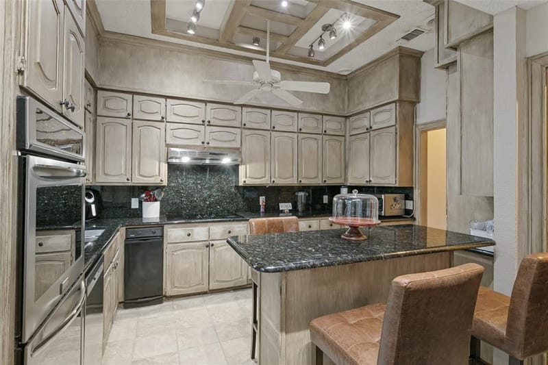 6801 Bellaire Court S, Benbrook TX 76132 - Photo 15