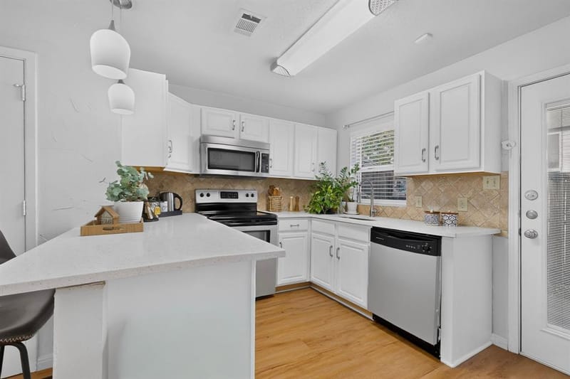 617 Carriagehouse Lane # E3, Garland TX 75040 - Photo 12
