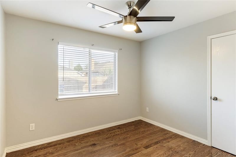 1211 Varacruz Drive, Arlington TX 76010 - Photo 13