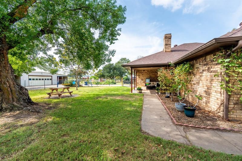 815 W Cook Street, Josephine TX 75173 - Photo 31