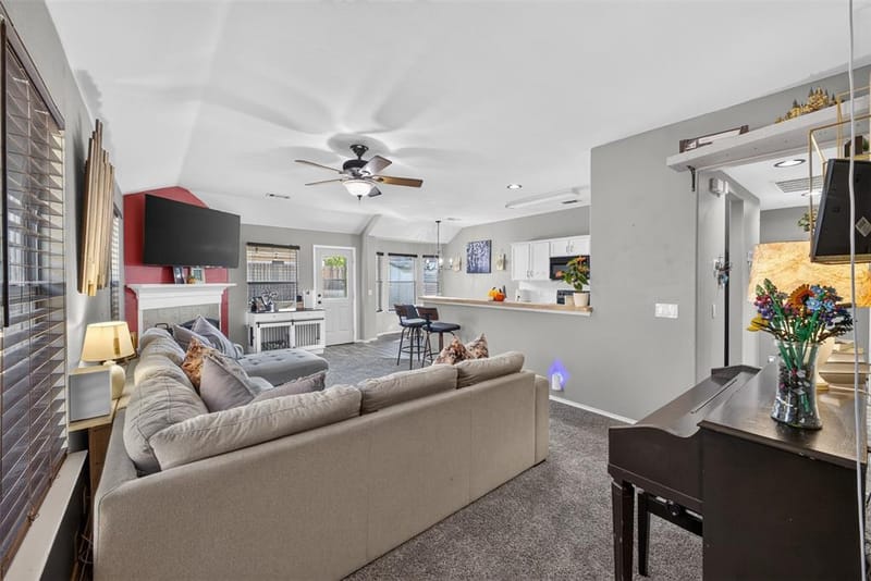 122 Coyote Run, Waxahachie TX 75165 - Photo 6