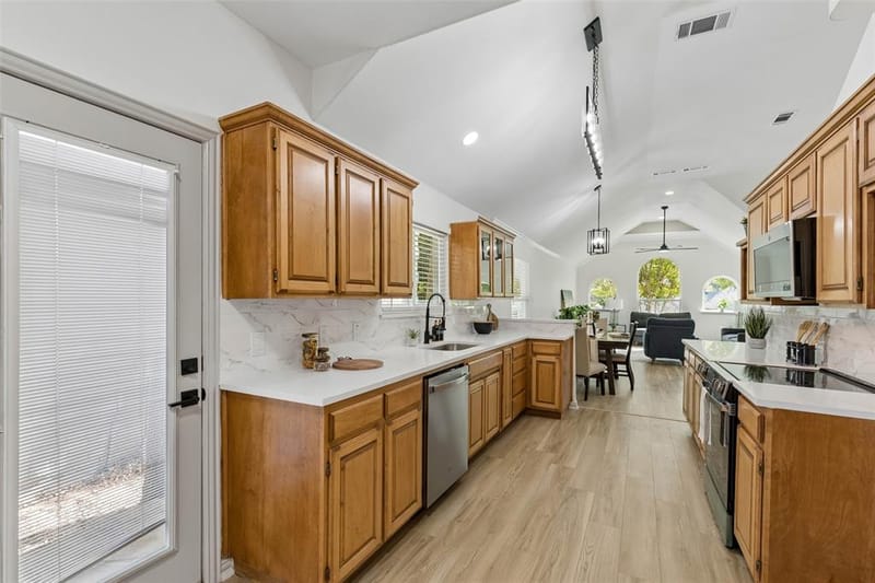 1503 Milla Court, Euless TX 76039 - Photo 13