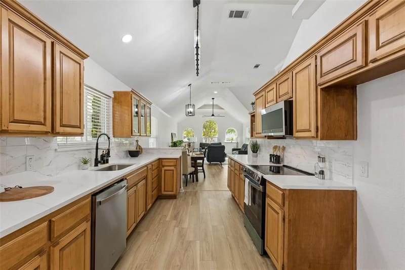 1503 Milla Court, Euless TX 76039 - Photo 15