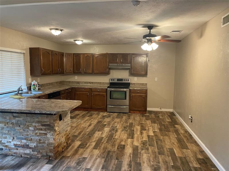 3916 Longmeadow Way, Fort Worth TX 76133 - Photo 6
