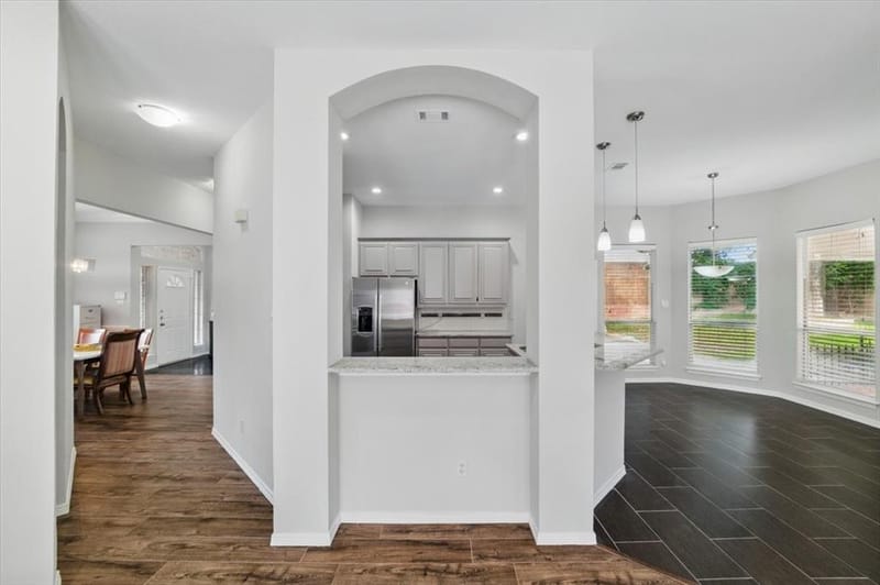 3402 Blue Forest Drive, Arlington TX 76001 - Photo 7