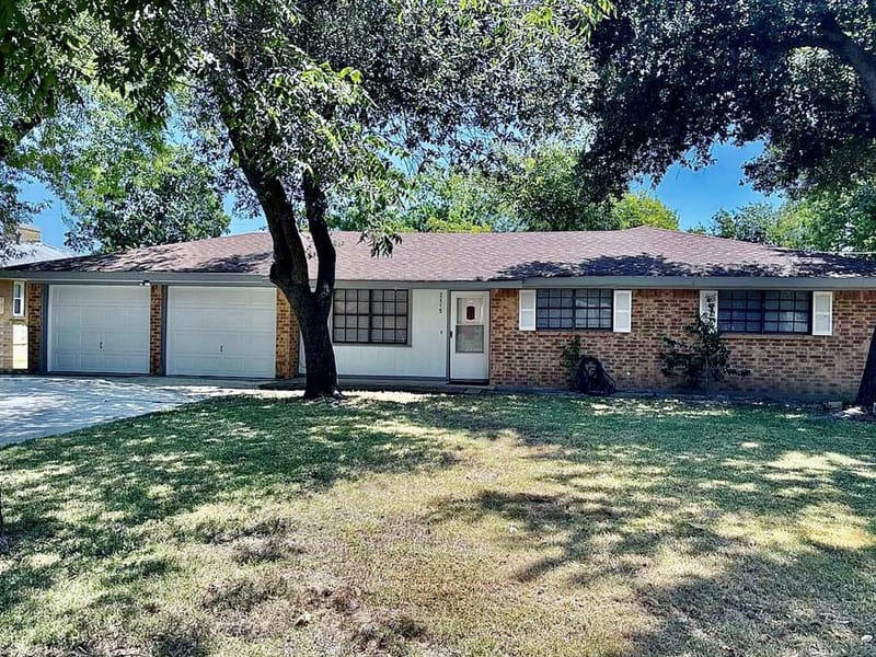 2115 N 9th Street, Temple TX 76501