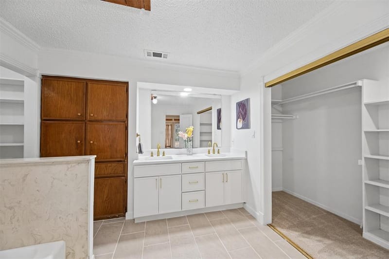 1882 Hillcrest Drive, Lewisville TX 75077 - Photo 15
