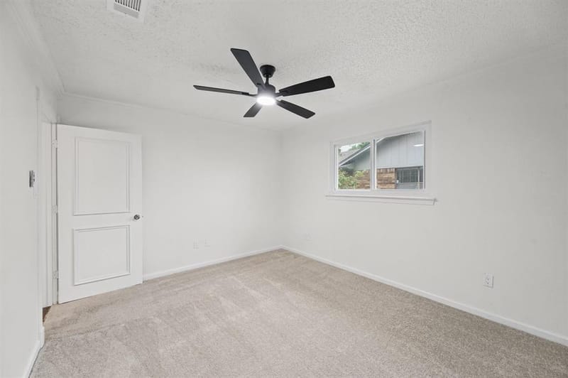 1882 Hillcrest Drive, Lewisville TX 75077 - Photo 19