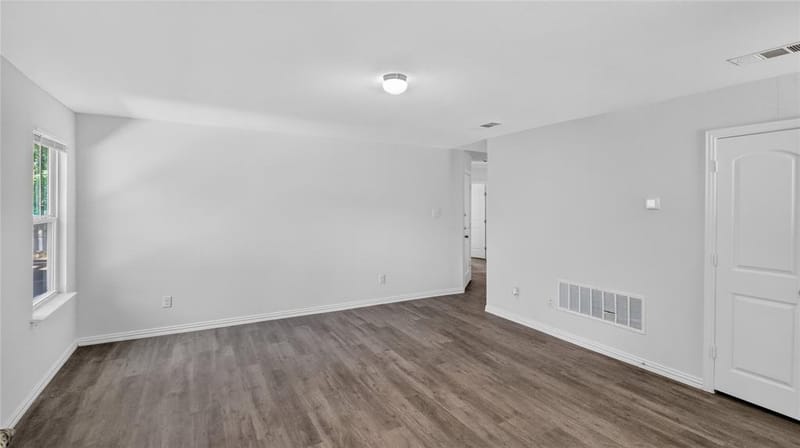 4508 Wiman Drive, Fort Worth TX 76119 - Photo 12