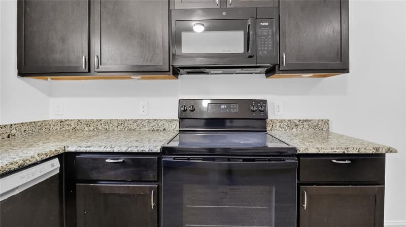 4508 Wiman Drive, Fort Worth TX 76119 - Photo 10